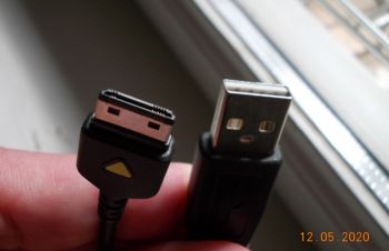 Продаю USB-шнур для телефона Самсунг с плоским гнездом, Киев