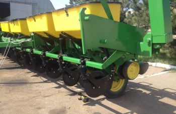 Сеялка пропашная механика John Deere 7000 16 рядна из США, Одесса