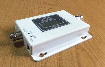 Усилитель связи GSM 900 МГц на 300 кв. м, Днепр