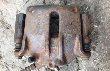 Б/у суппорт передний левый Renault Megane 2, 7701207685, Рено Меган 2, Кропивницкий