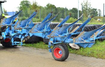 Продаем плуг оборотный LEMKEN Vario-Opal 9/5, 2006 г.в, Киев