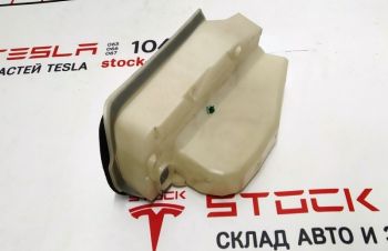 Крышка замка двери задней левой Tesla model 3 1068970-00-M 1068970-00-Z Doo, Киев