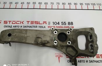 Кулак поворотный передний правый RWD Tesla model S 6007018-00-C 6007018-00, Киев