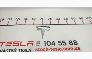 Эмблема &laquo;Т&raquo; крышки багажника Tesla model S, model S REST 1016365-00-B 10163, Киев