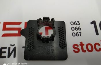 Кронштейн крепления парктроника S7 Tesla model S 1048522-00-B 1048522-00-B, Киев