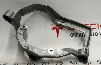 Кронштейн компрессора кондиционера AWD Tesla model X S REST 1038521-99-F 10, Киев