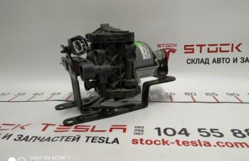 Насос тормозной системы в сборе Tesla model S 6006359-00-A 6006359-00-A BRA, Киев