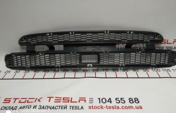 Решетка бампера переднего нижняя под радар Tesla model S 1038211-00-A 10382, Киев