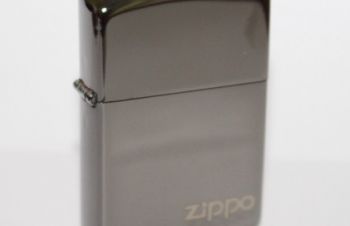 Зажигалка Zippo в хроме, Винница