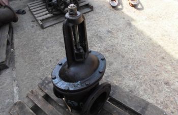 Продам задвижки 31ч6бр Ду200 Ру10, Киев