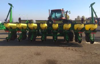 Сеялка John Deere 1780 no-till пропашная б/у, Днепр