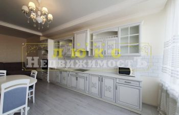 Продам трехкомнатную квартиру ЖК Южная Пальмира / Генуэзская, Одесса