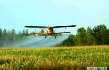 Услуги самолета &mdash; обработка кукурузы от вредителей, Черкассы