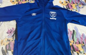 Футбольная кофта с капюшоном UMBRO FC Wеst Ham United, L, Харьков