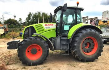 Трактор колісний Claas Axion 820, Сумы