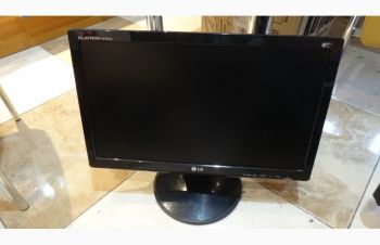 ЖК Монитор широкоформатный 19&raquo; LG Flatron W1941S (VGA), Киев