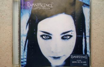 CD диск Evanescence &mdash; Fallen, Обухов