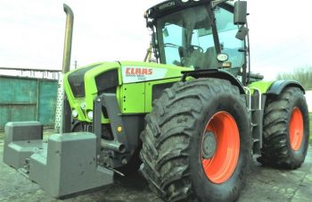 Продаж Трактор колісний Claas Xerion 3800, Мена