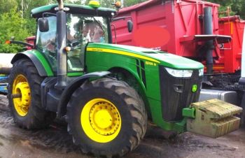 Трактор колісний John Deere 8335R 2014, Сумы