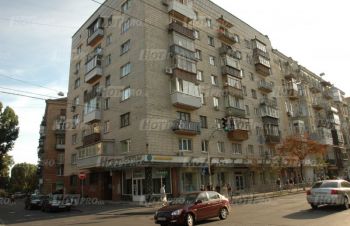 2-комнатная квартира по ул. Сечевых Стрельцов (Артема), Киев